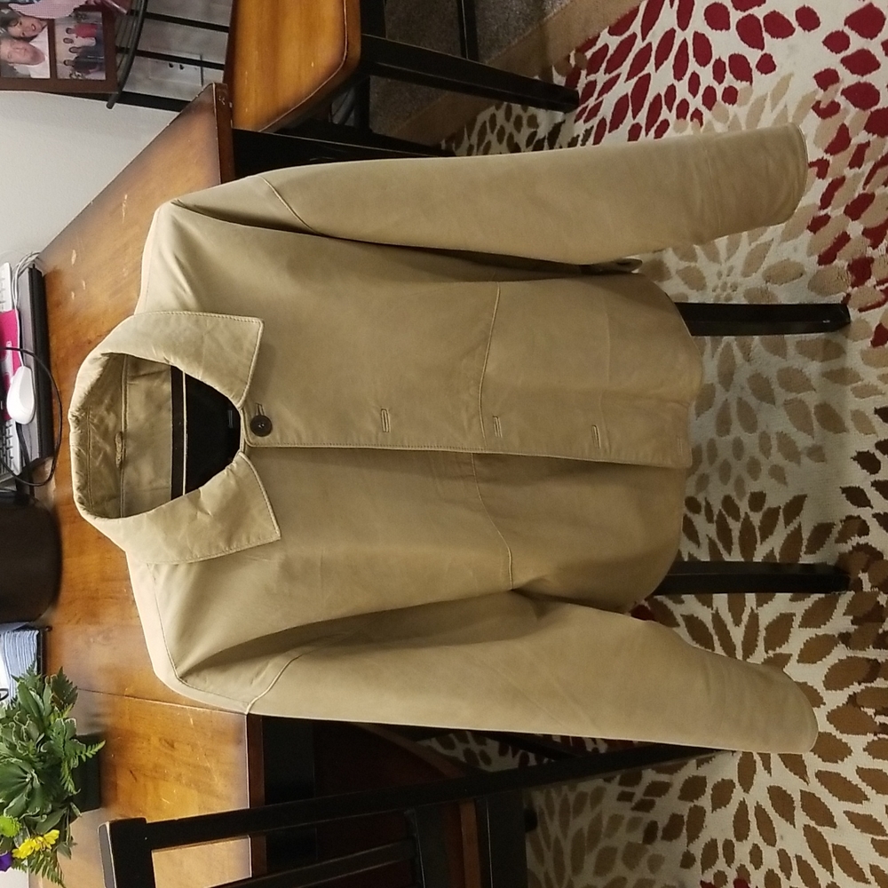 Mens leather jacket, tan size 46 ,vertical brand.